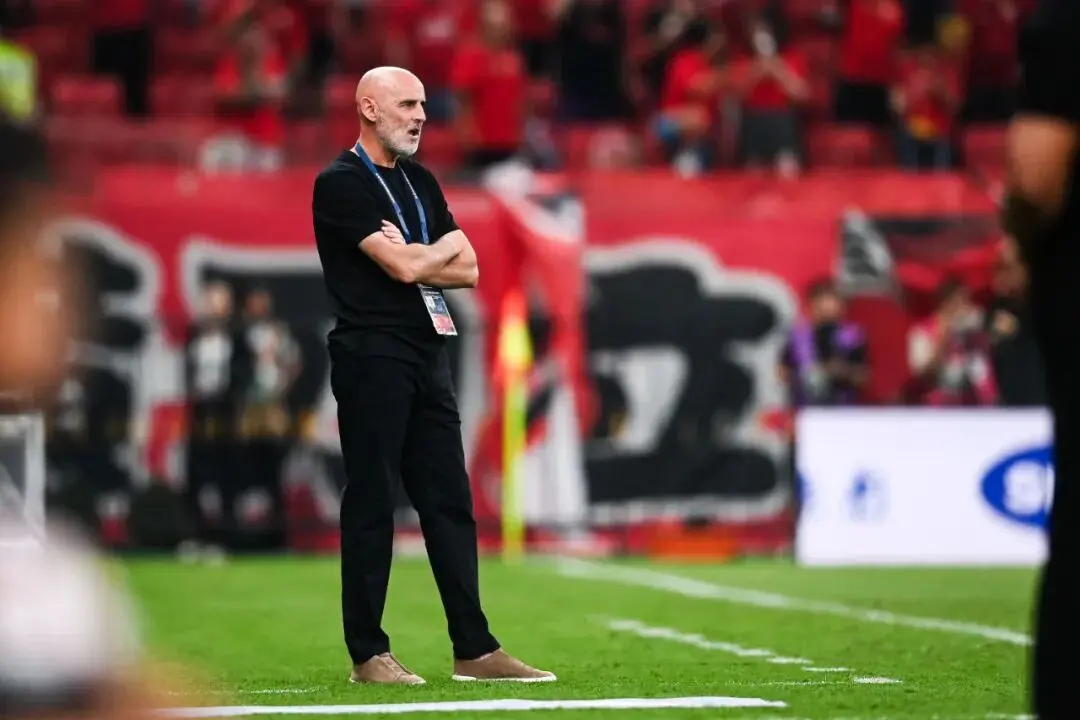 海港又迎来, 与榜首的成 海港又迎来, 与榜首的成