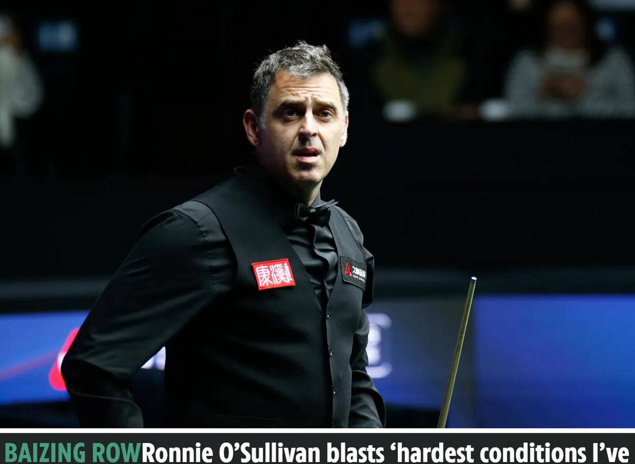 姚朋的比赛, 糟糕的桌布 姚朋的比赛, 糟糕的桌布